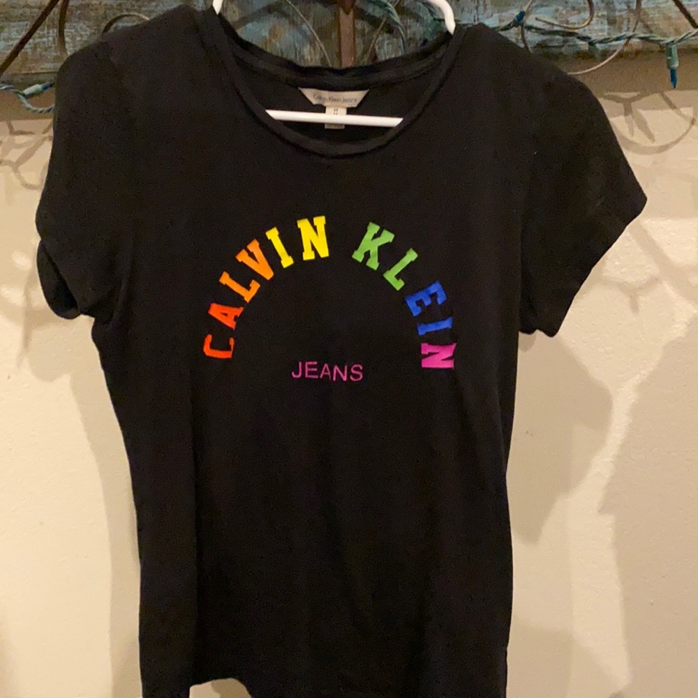 T- shirt